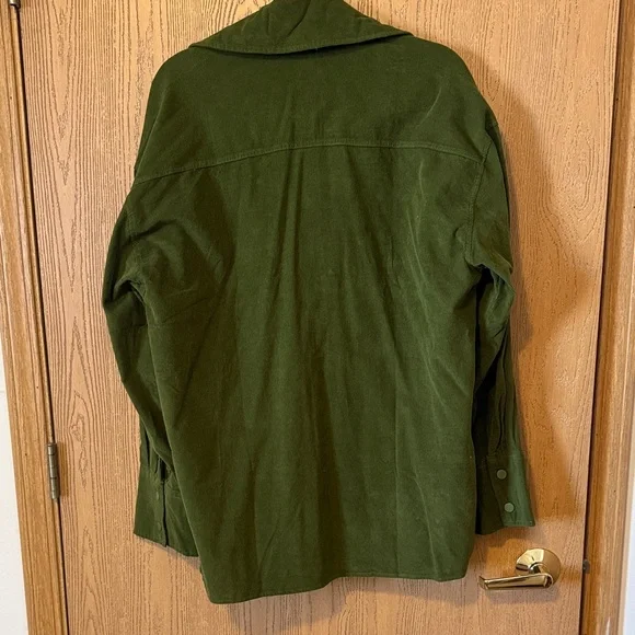WeWoreWhat from REVOLVE Olive Green Top - Picture 5 of 6